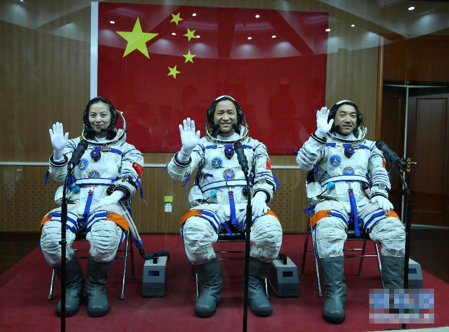 神舟十號工作服